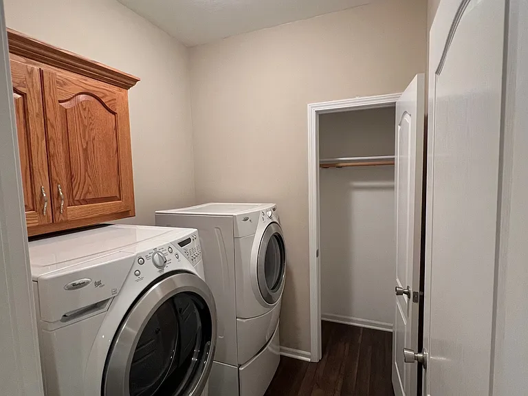 1814 Villa Dr — Photo 10