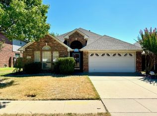 1111 Andromeda Way, Arlington, TX 76013