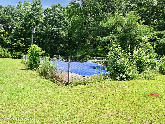 3rd image of 2934 Youngs Mill Rd