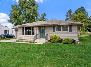 944 Fond Du Lac Ave, Sheboygan Falls, WI 53085
