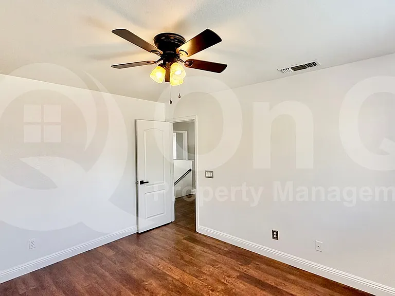 5124 W Geronimo St — Photo 11