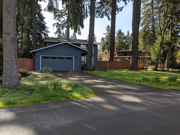 4820 Lamont Way, Lake Oswego, OR 97034