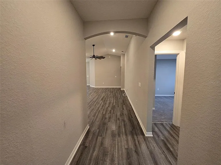 1352 Mountain Flower Ln — Photo 3