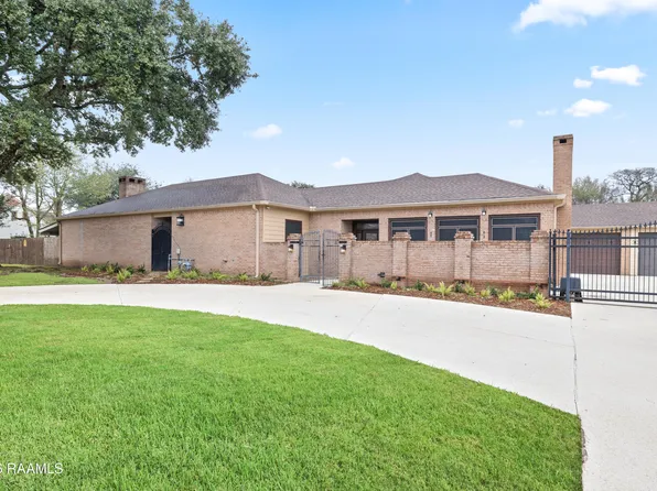 308 Monteigne Dr, Lafayette, LA 70506
