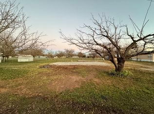 7053 Brazos Trl, Weatherford, TX 76087