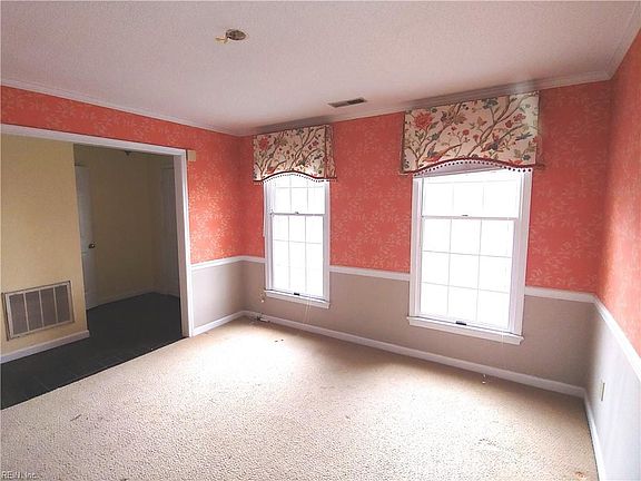 4th image of 304 Worthington Sq #8