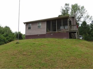 4313 Skeetrock Rd, Clintwood, VA 24228