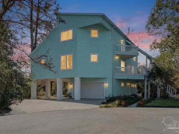 101 Cypress Point E, Pensacola, FL 32514