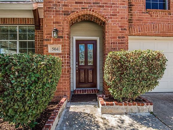 4th image of 504 Twin Knoll Dr