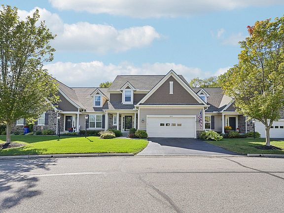 2nd image of 8855 Vineyard Haven Dr