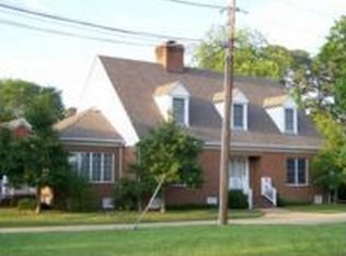 194B Beach Rd, Hampton, VA 23664