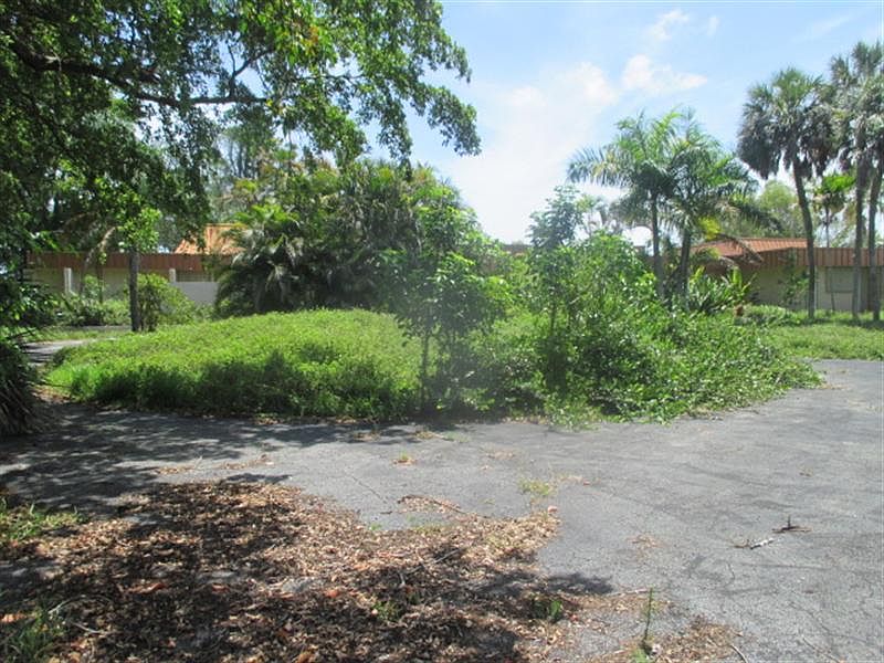 1st image of 5410 Red Cypress Ln
