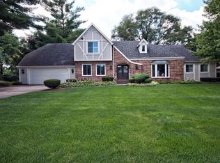 54481 Saddle Brook Xing, Elkhart, IN 46514