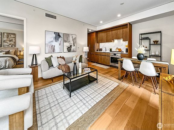 5th image of 121 Stewart Street #407