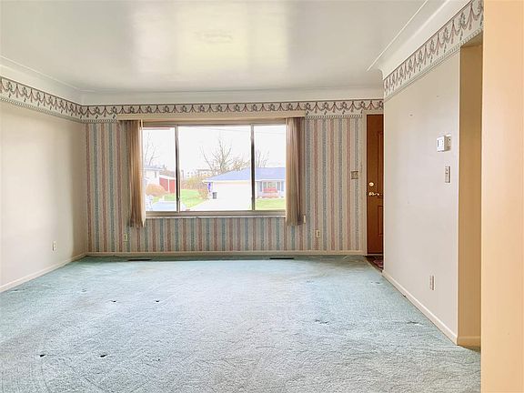 5th image of 2070 Aldrich Dr