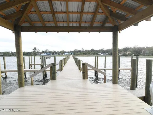 3641 WELLS LANDING Court, Jacksonville, FL 32277