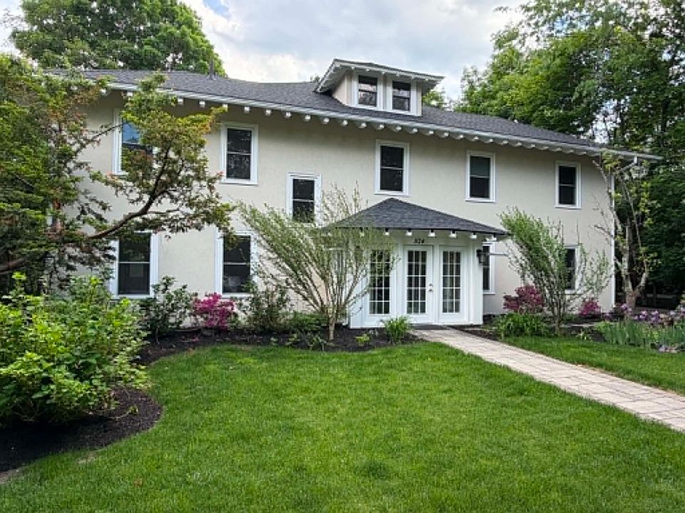 1st image of 524 Ward St