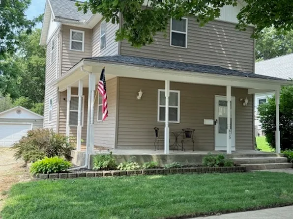 615 N Jefferson Ave, Dixon, IL 61021