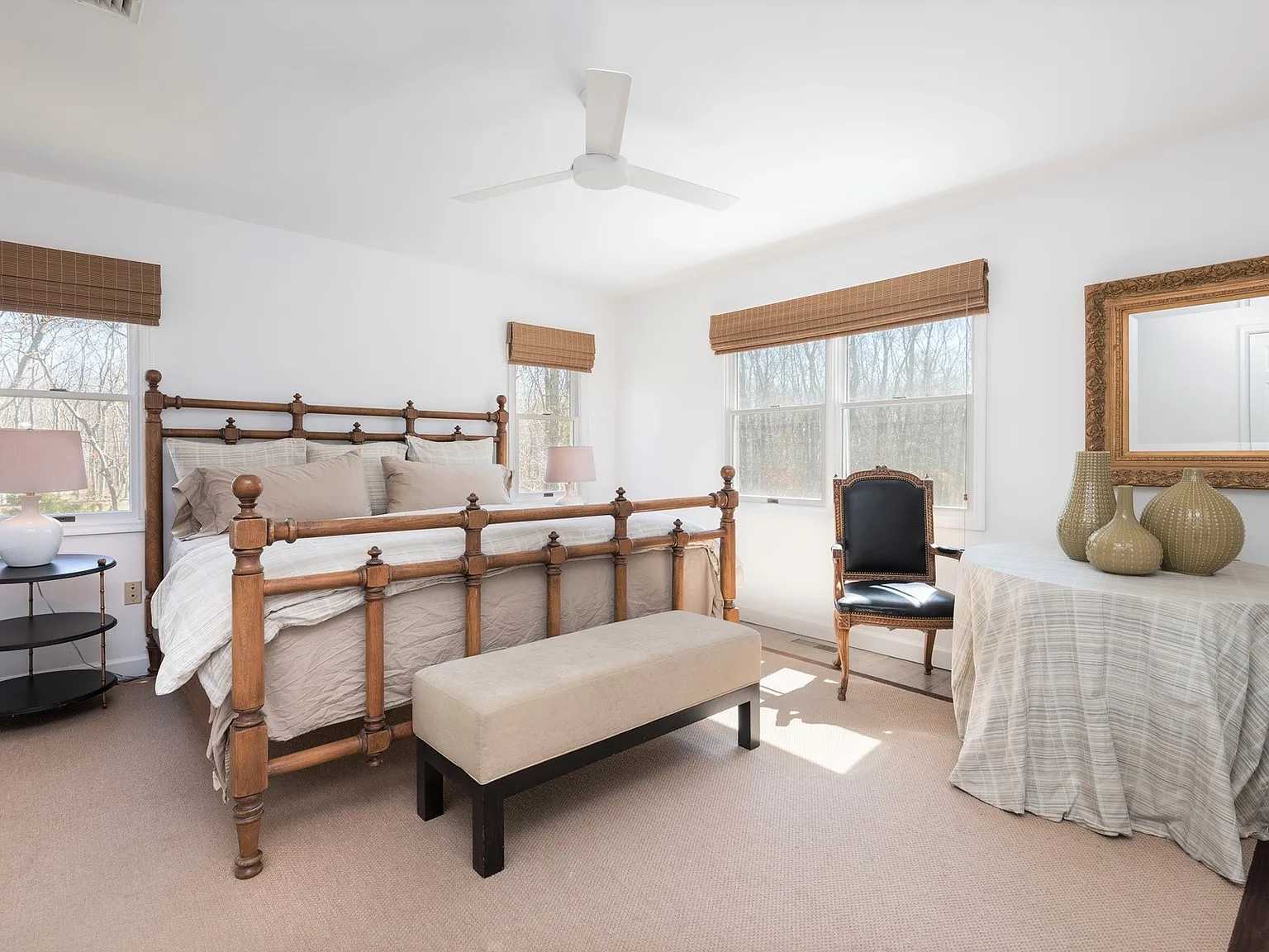 Charming Saltbox in Wainscott — Photo 4