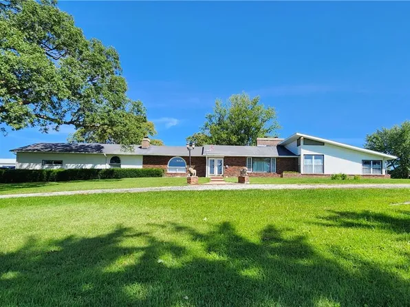13901 Forest Ave, Pattonsburg, MO 64670