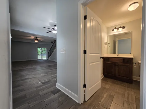 140 Roller Ct, Platte City, MO 64079