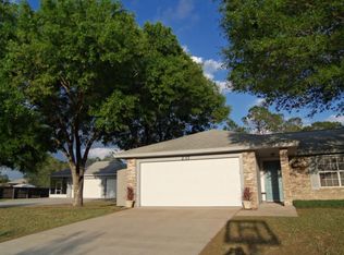 237 Jacaranda Ave NW, Palm Bay, FL 32907