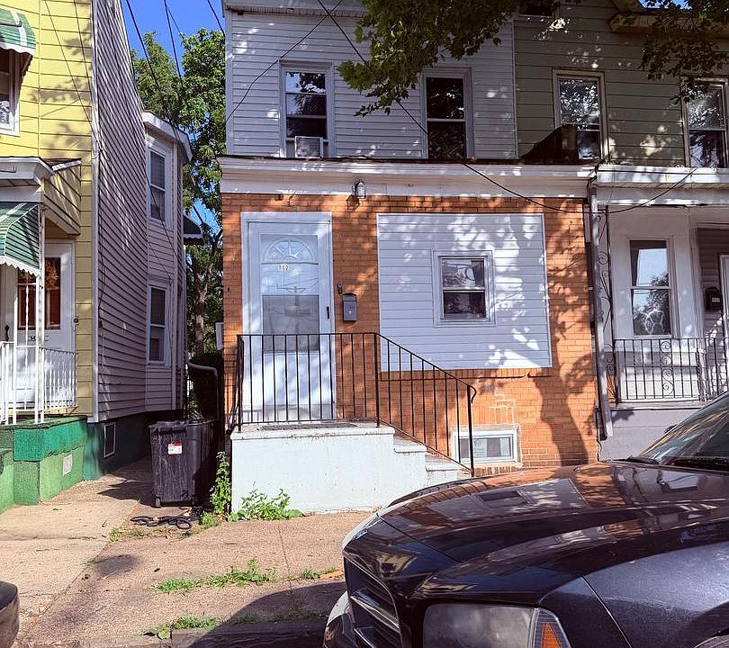 1st image of 962 Martin Luther King Blvd