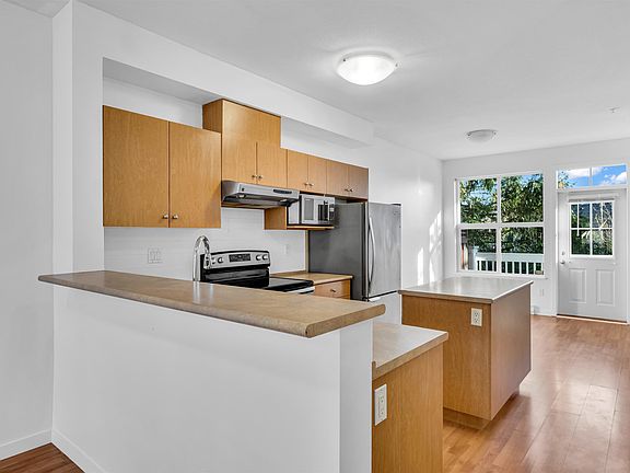 5th image of 20460 66th Ave #46