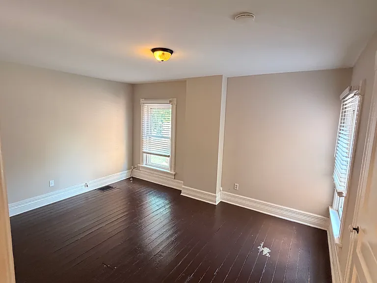 39 W Riverview Ave — Photo 13