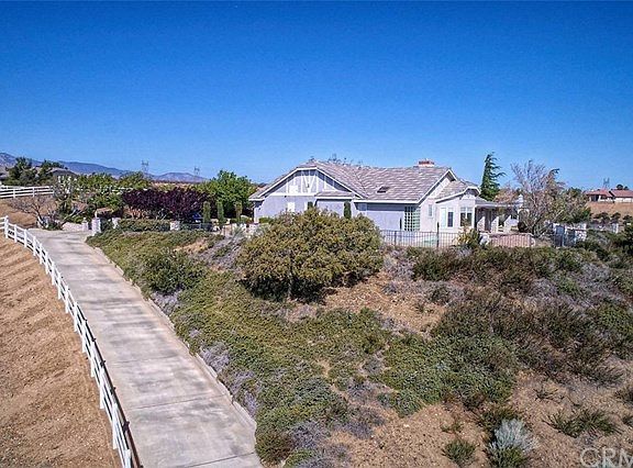 2nd image of 9820 Desmond Dr