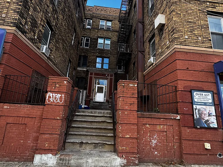 729 Martin Luther King Blvd #22A — Photo 4
