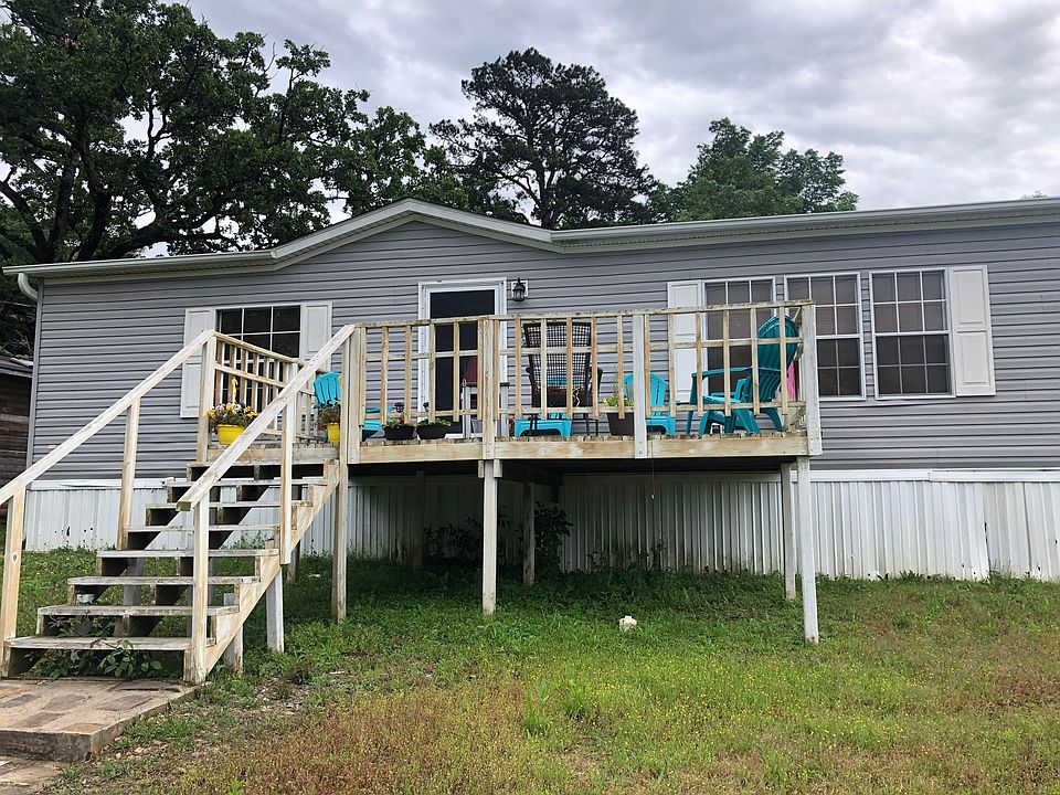 2nd image of 604 N Spring Ave