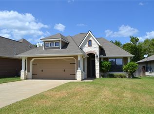 217 Fieldstone Pl, College Station, TX 77845