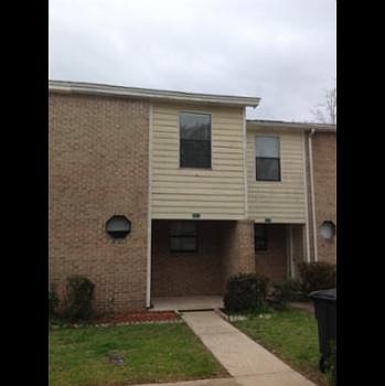 1st image of 13E Poulton Dr NW