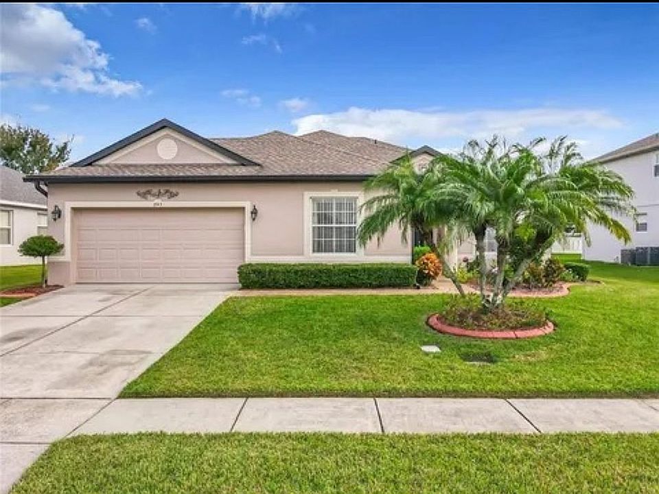 1st image of 2943 White Cedar Cir