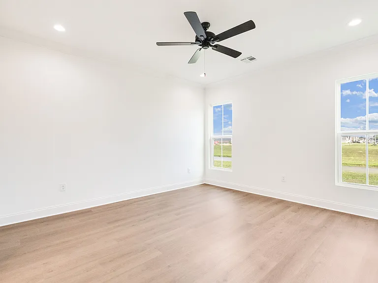 204 Benson Grove Dr — Photo 8