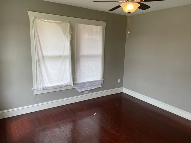 1349 Glen Oak Pl — Photo 9