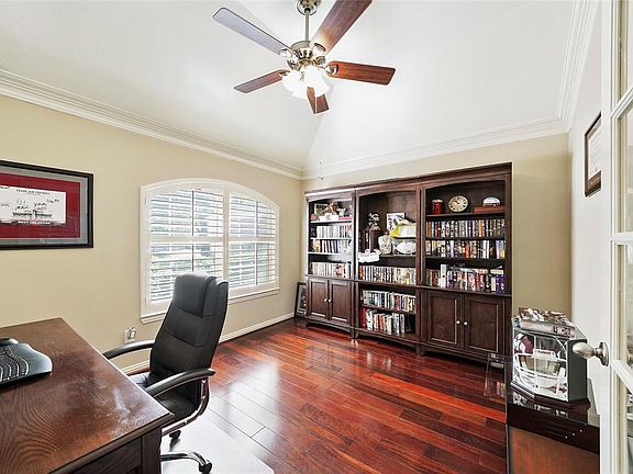 3rd image of 14427 Lantana Branch Ln