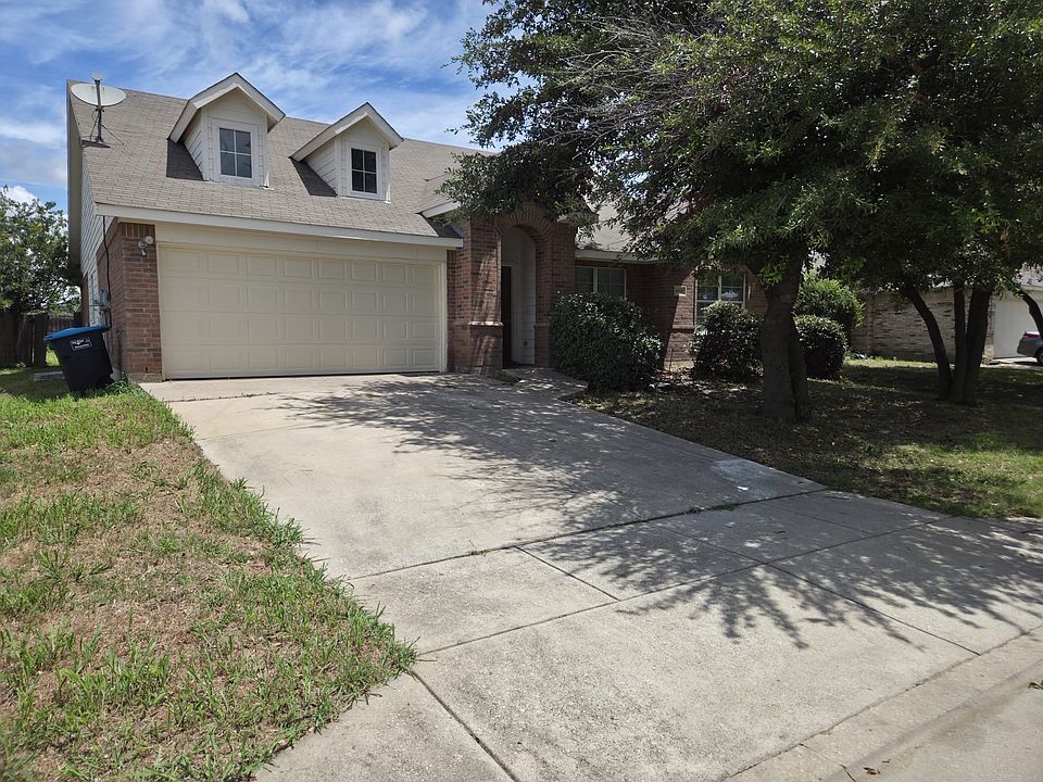 1st image of 4016 Tarpon Springs Dr