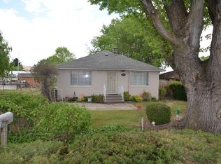 1113 N 2nd St, Yakima, WA 98901