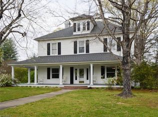 111 Smith St, Walnut Cove, NC 27052