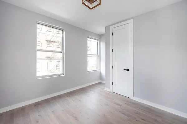 Rented by Compass | media 14