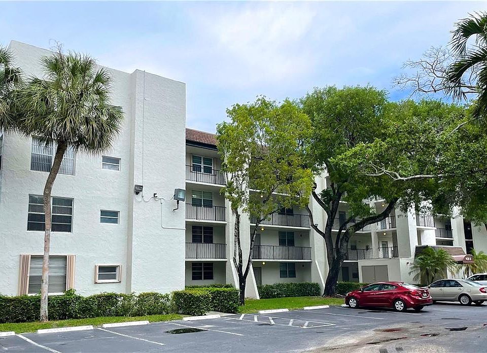 1st image of 9420 Poinciana Place #116