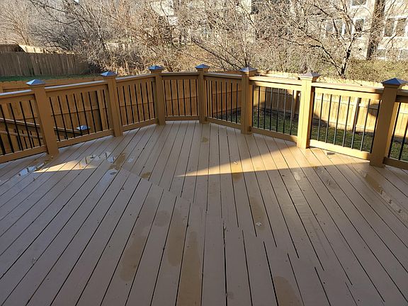 5th image of 7726 W 148th St