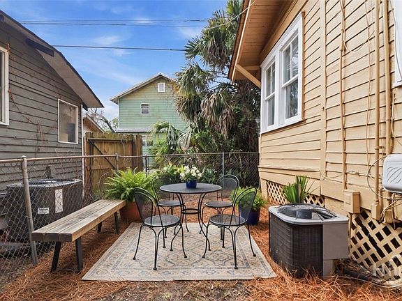 5th image of 647 E 37Th Street