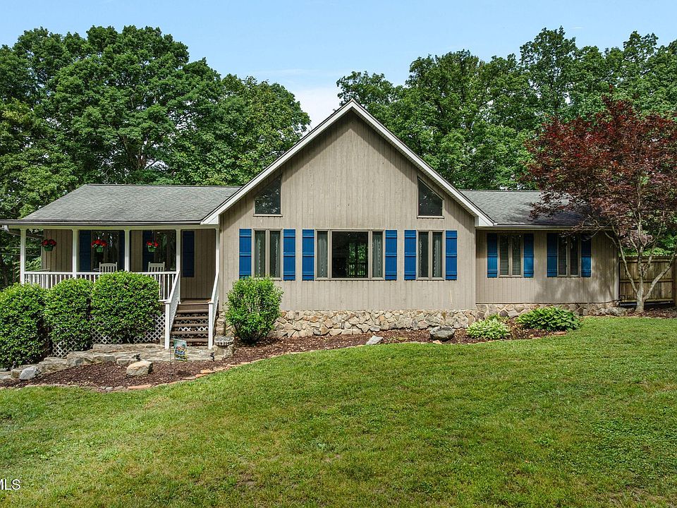 1st image of 406 Gustavis Ct