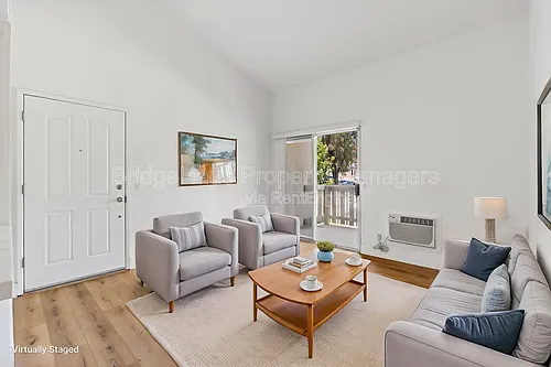 830 W Lincoln Ave Photo 1