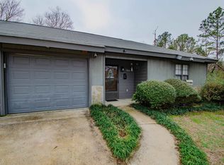 924 Dunbar Rd, Warner Robins, GA 31093