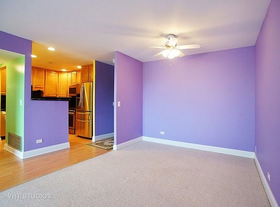 4th image of 700 Wellington Ave Unit 412