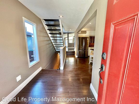 3rd image of 1545 Gregory St